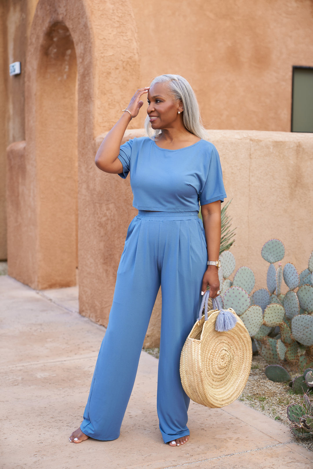 Stylish crop top with jeans on sale